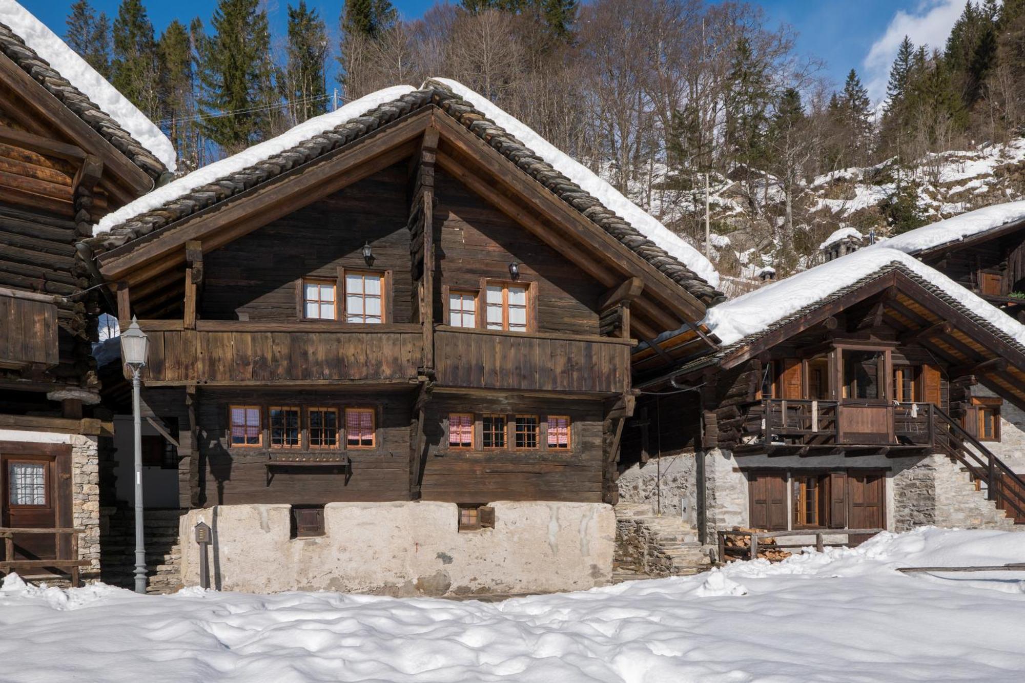 Apartments Incanto Walser Macugnaga Exterior photo